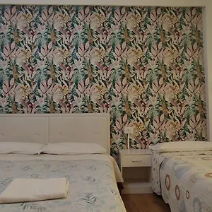 The Caponi Bros Nocleg ze śniadaniem